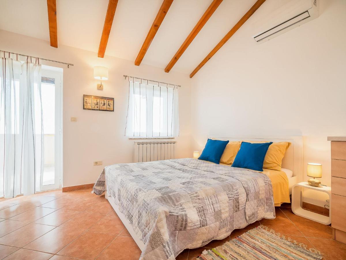 Holiday Home Mila By Interhome Kras Екстериор снимка